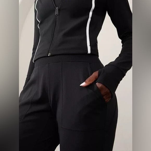 ATHLETA Venice High Rise Jogger small NWT in packaging - Picture 3 of 6